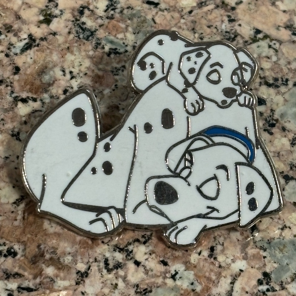 2022 Disney Mystery Pin Sweet Dreams 101 Dalmatians Pongo